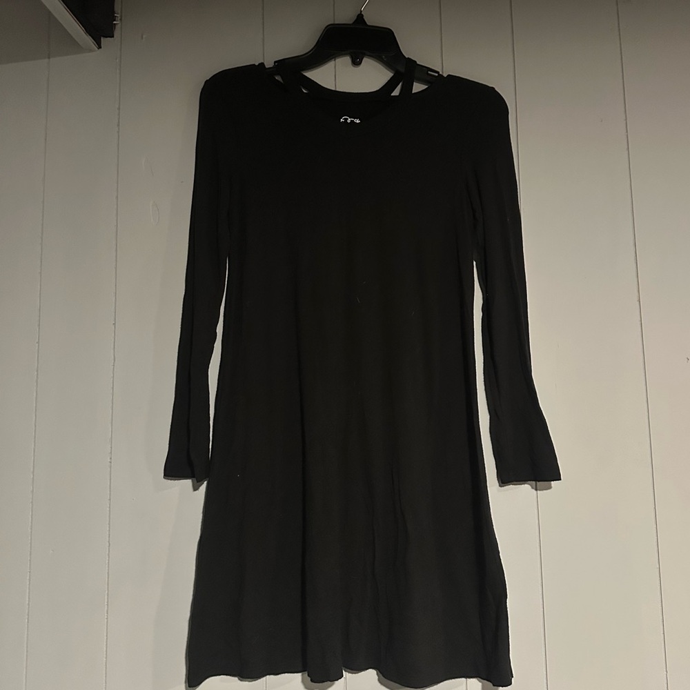Elegant Black Long Sleeve Dress